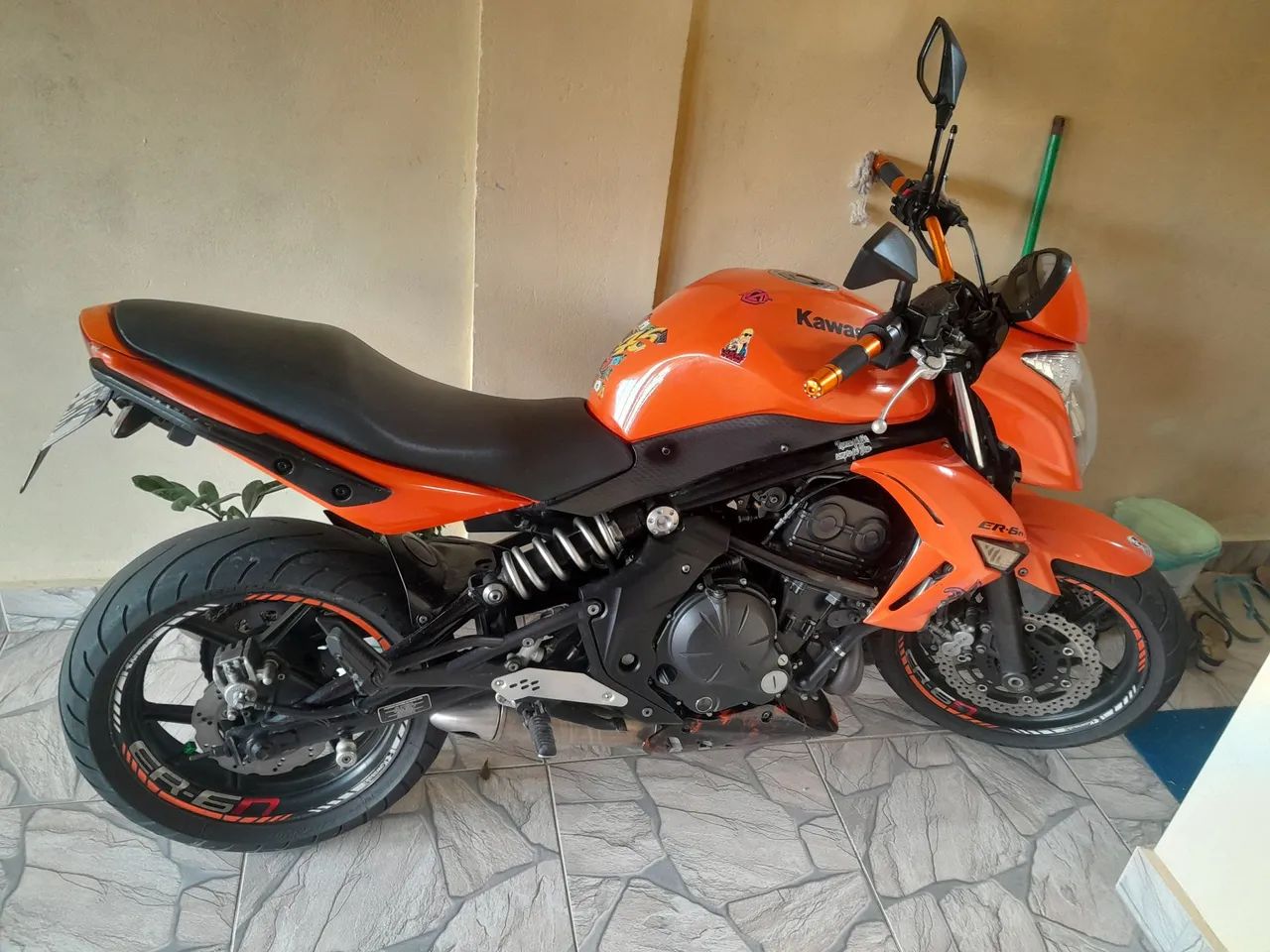 Kawasaki ER-6n 2013 - Laranja - Impecável - Foto 2