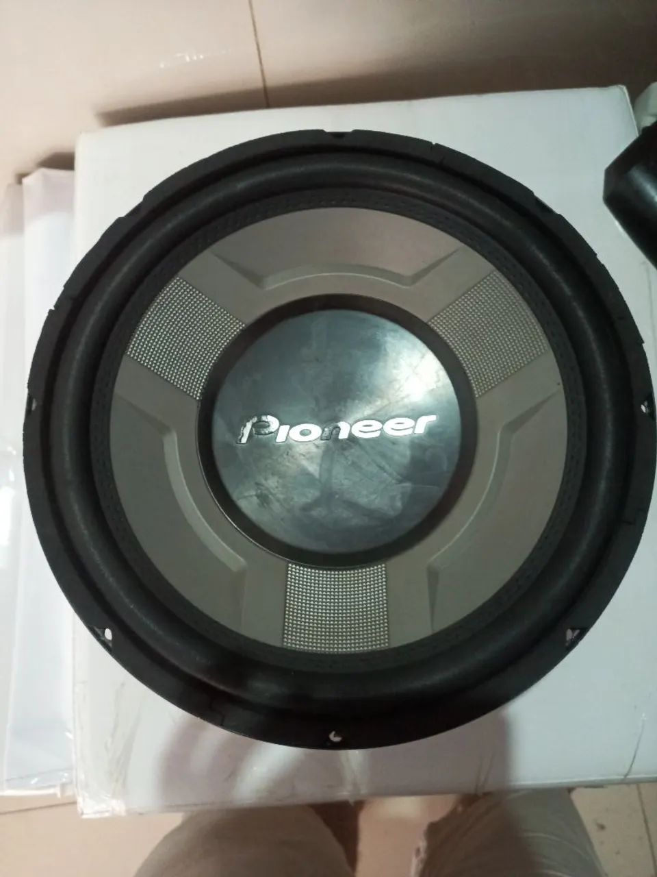 Subwoofer Pioneer 12 polegadas