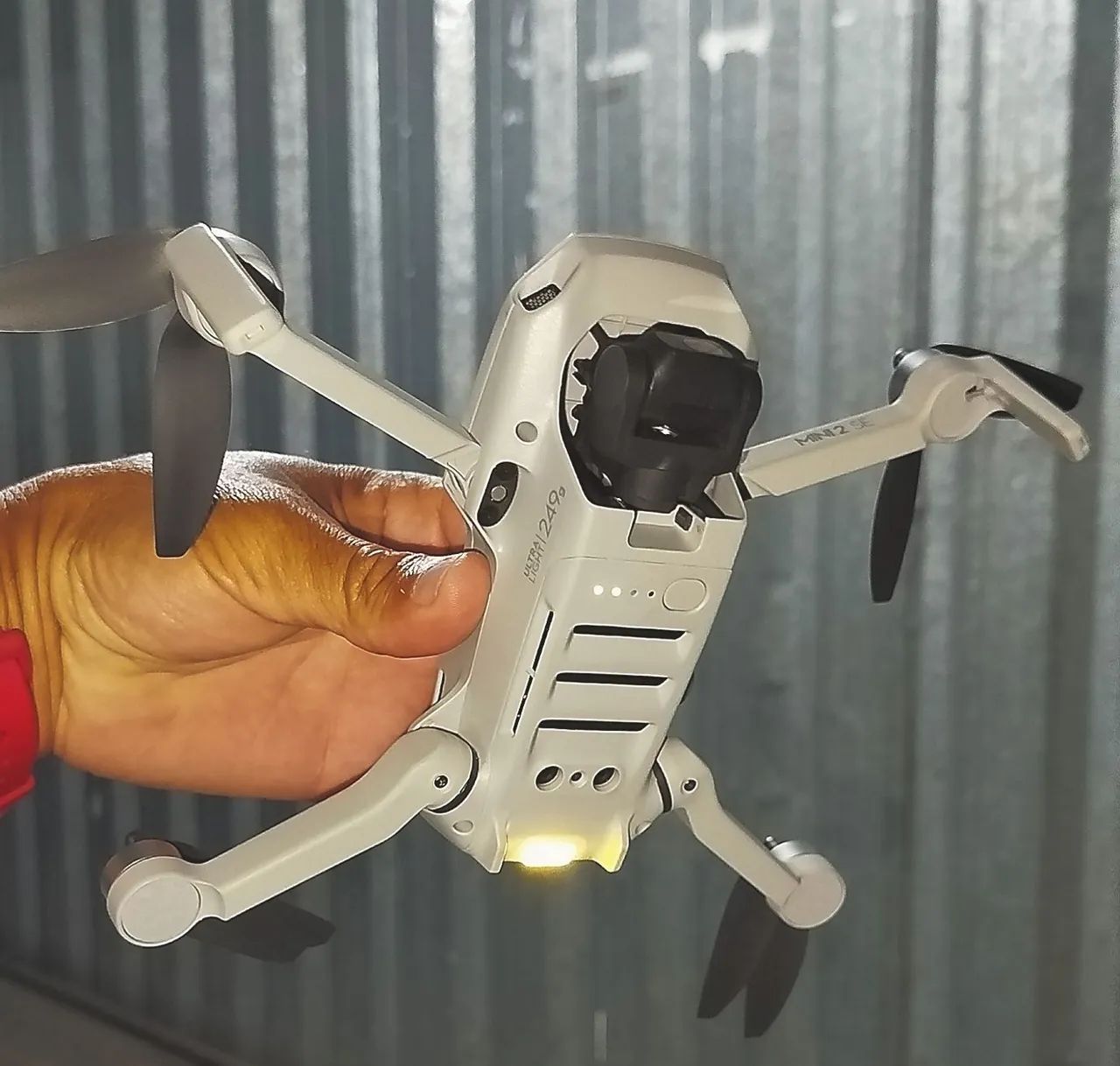 Dji Mini 2SE poucas horas de vôo  - Foto 3