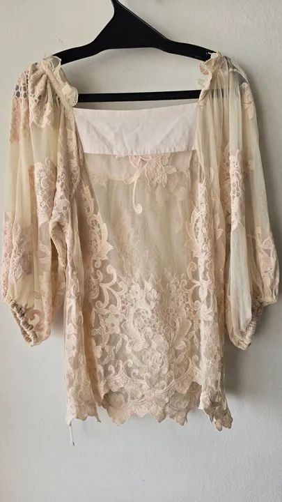 BLUSA FARM BORDADA EM TULE - Foto 5