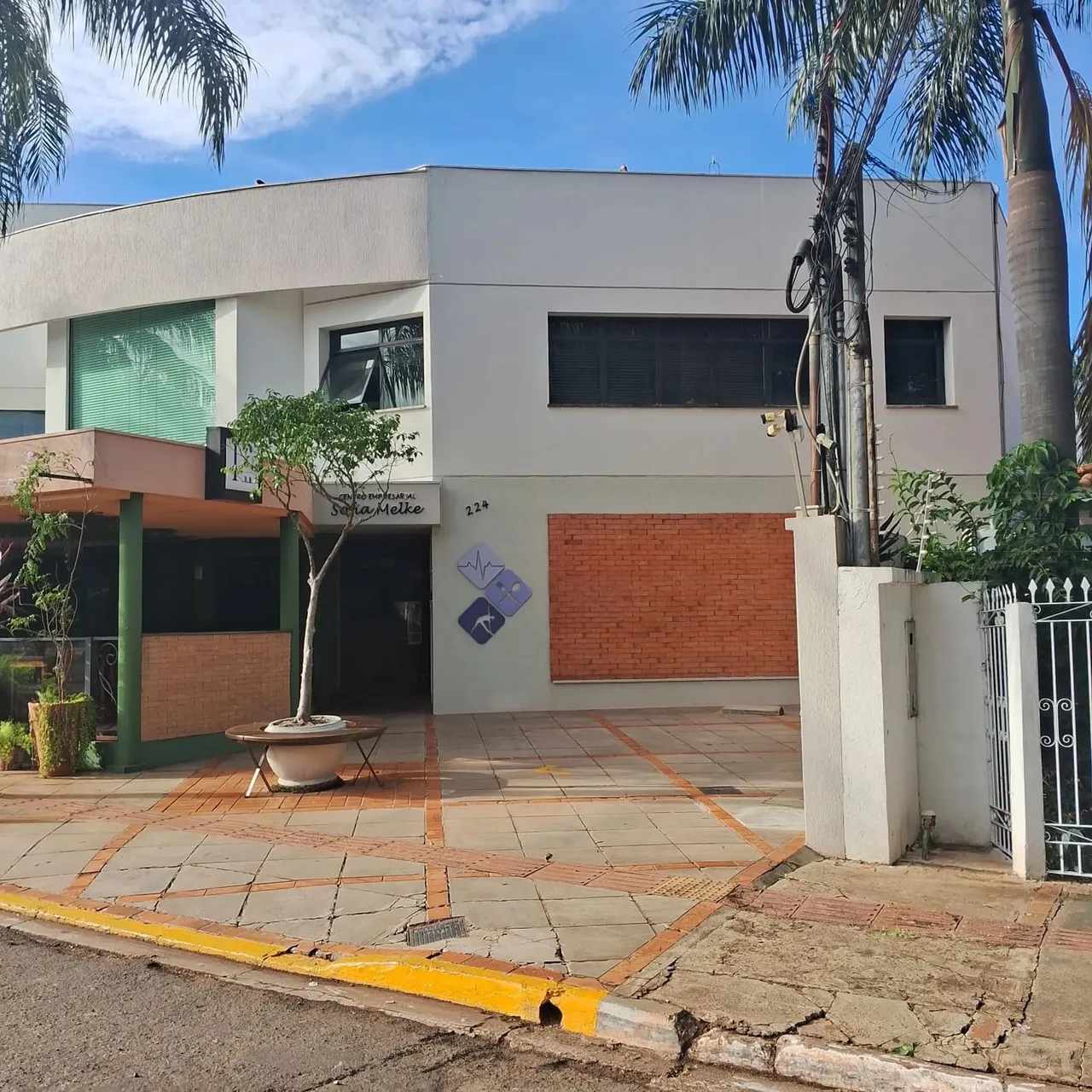 Imóvel para aluguel com 85 metros quadrados com 4 quartos em Centro - Campo Grande - MS