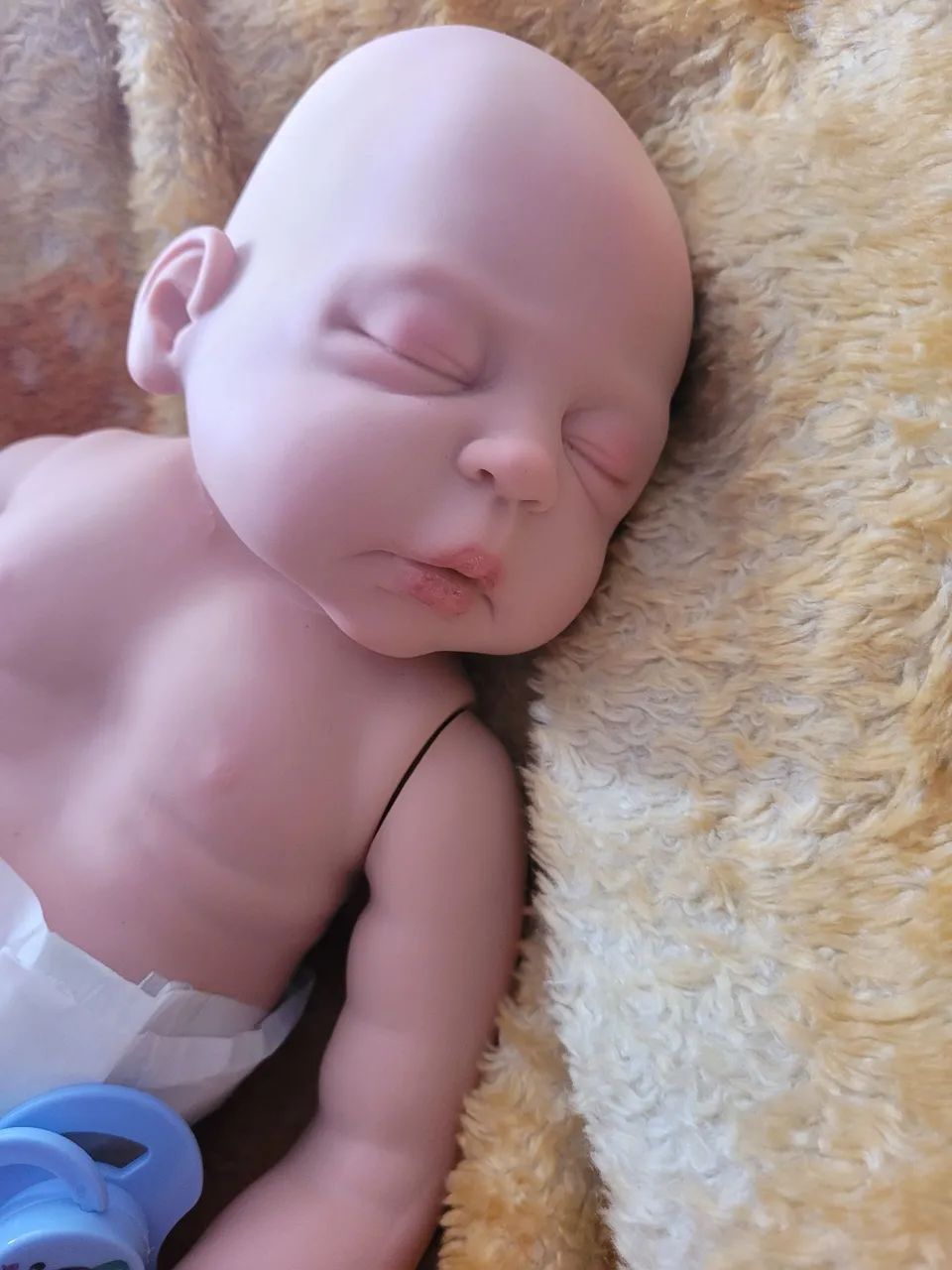 Bebê Reborn Realista - Menino - Foto 2