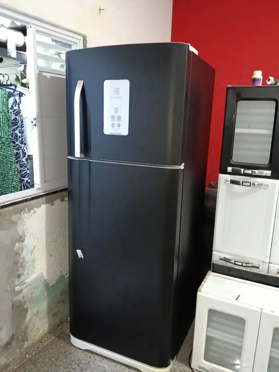 envelopamento em geral e aplicação de papel de parede - Foto 4