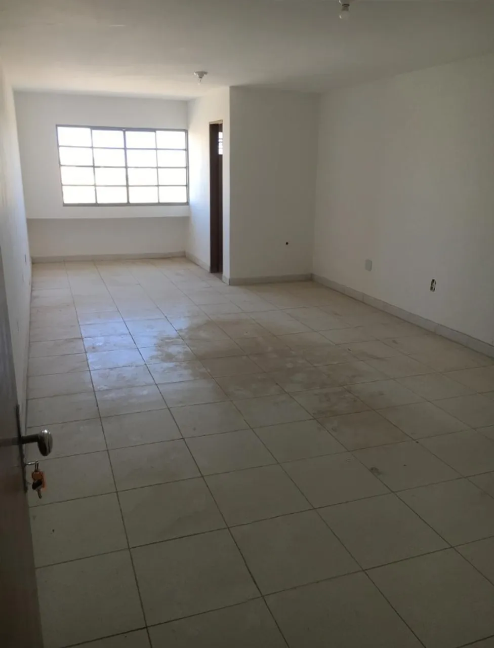 Sala Comercial Ceilândia CNN 2 - Ed. Metro Trade Center - Ao lado do Metrô!