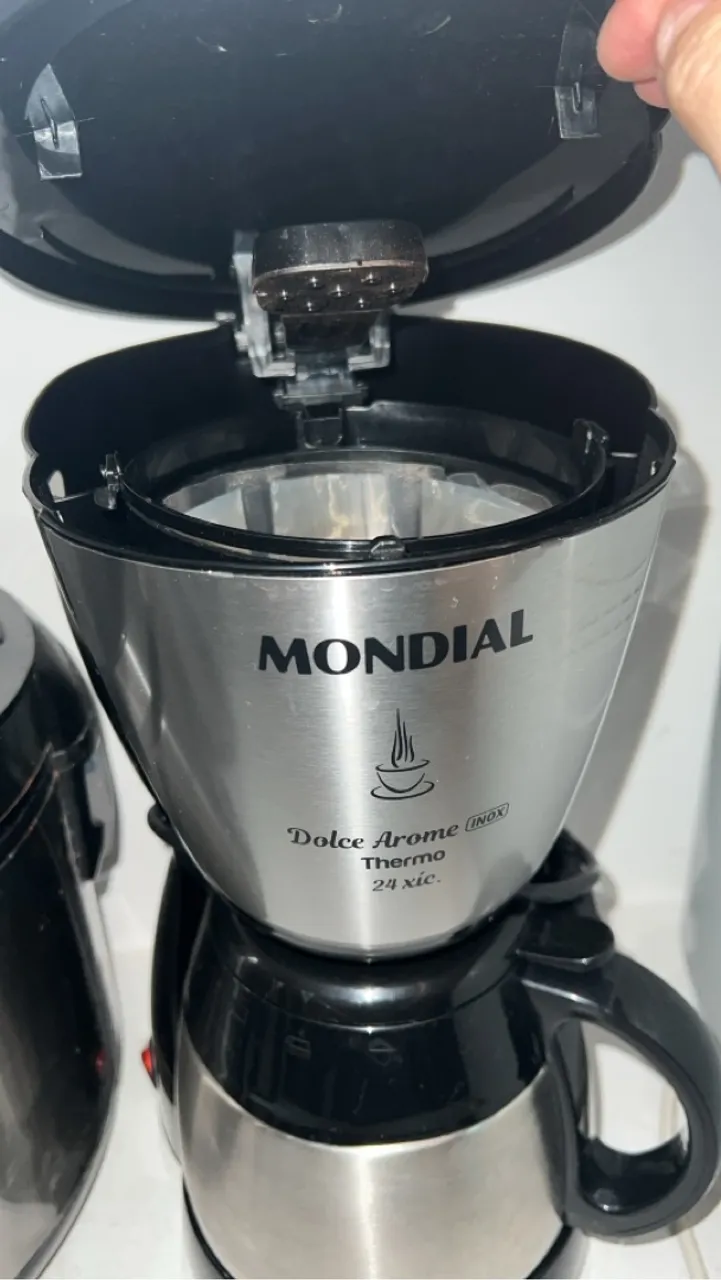Cafeteira Elétrica Mondial Dolce Arome Thermo 24 xícaras