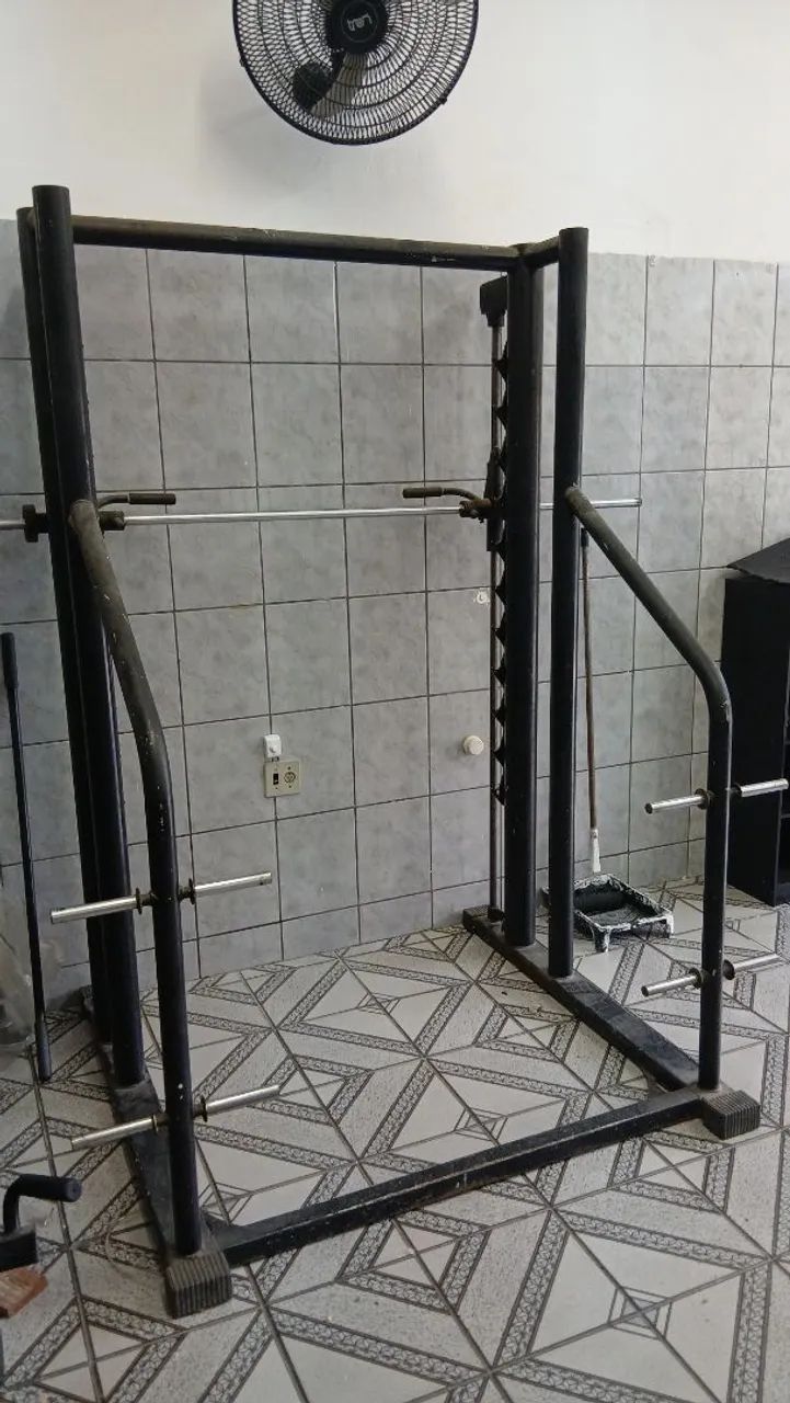 Agachamento smith 64314891756162120