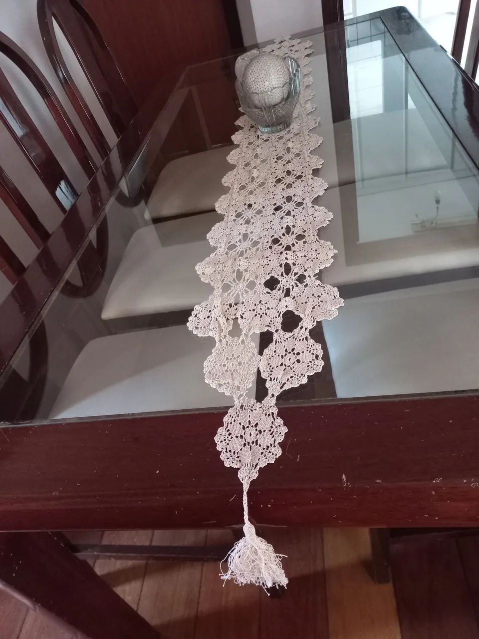 Caminho de Mesa Artesanal em Crochê