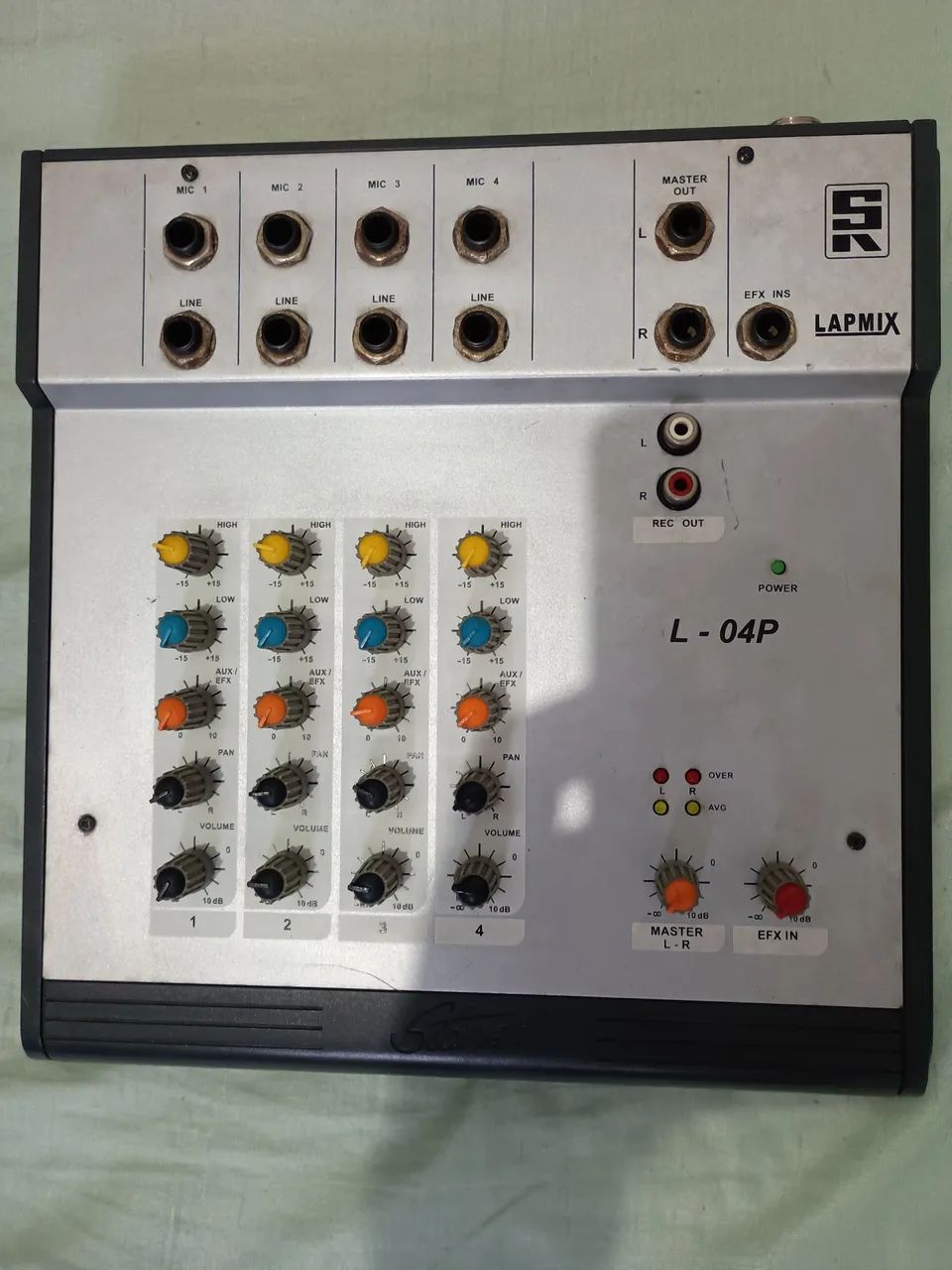 Mesa de Som Lapmix Staner 