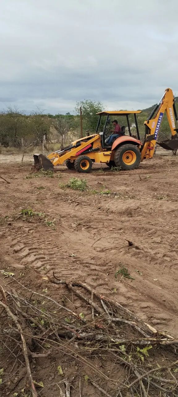 Retroescavadeira Fiatallis 80.2 ano 99 - Foto 3