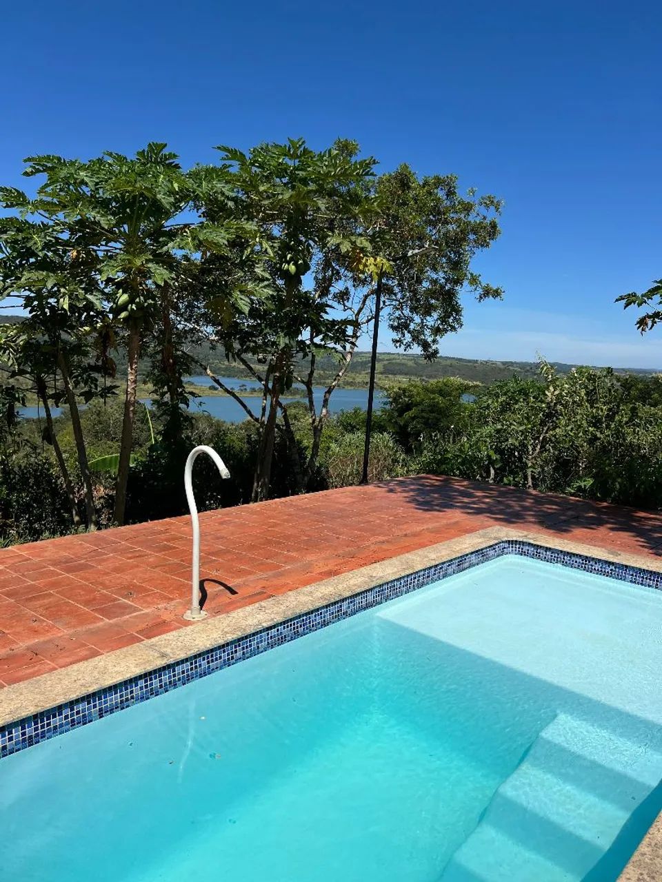 Casa com vista panoramica lago corumba 4 alto padrao top - Foto 9