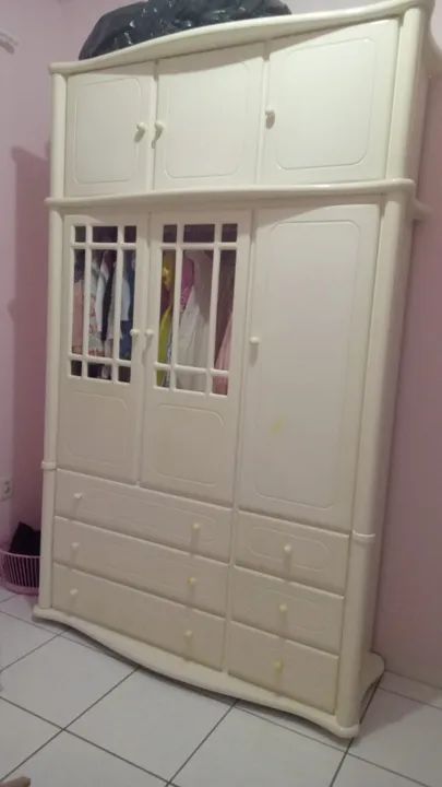 Guarda roupa e Comoda infantil