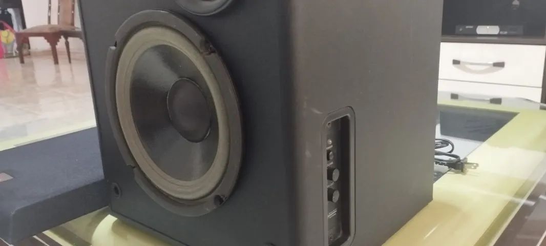 Subwoofer Yamaha Sw-p40 8¨ - Foto 3