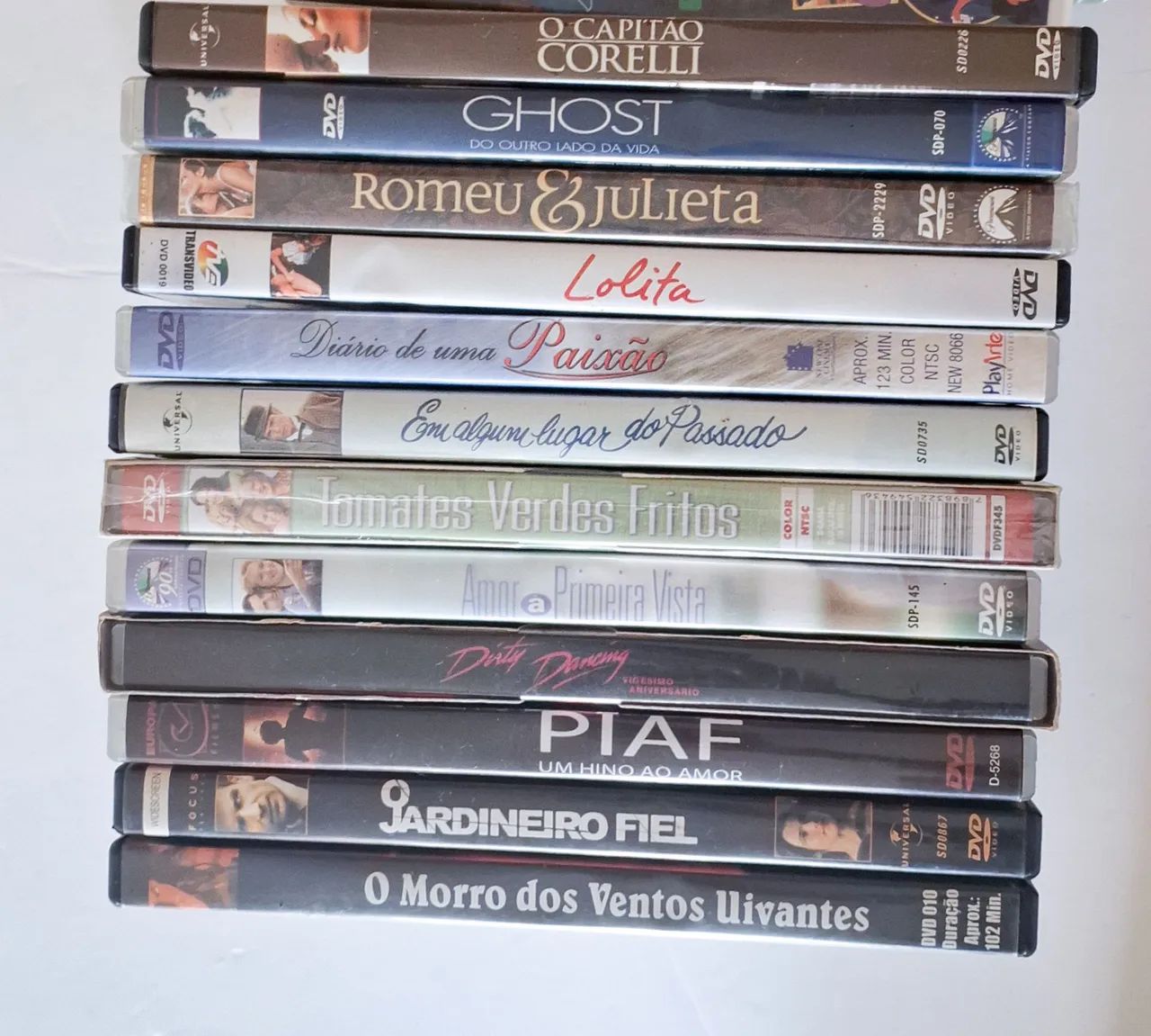 Coleção de 12 DVDs - Filmes Variados romântico internacional - Foto 2
