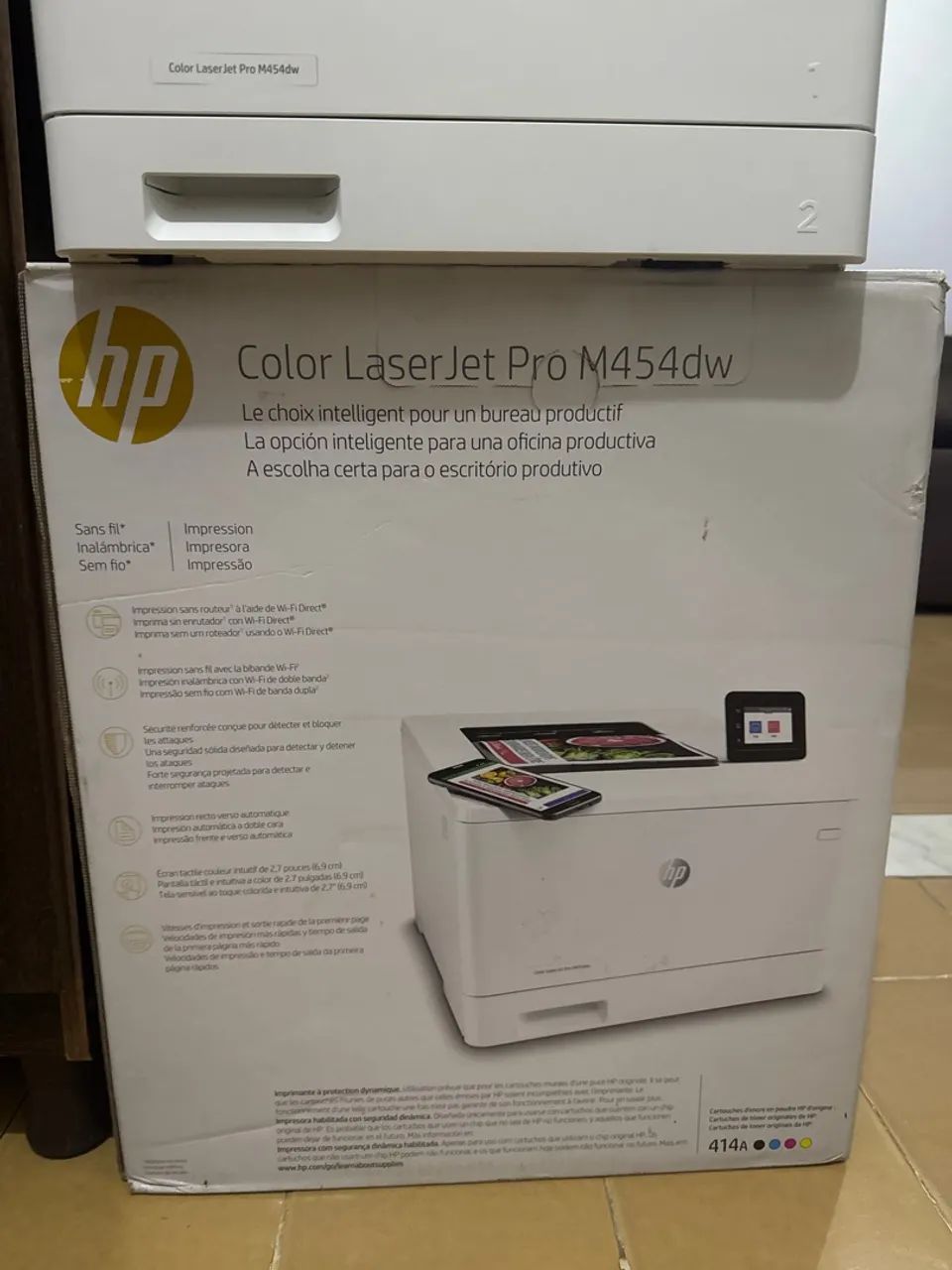 Impressora HP Color LaserJet Pro M454dw - Foto 2