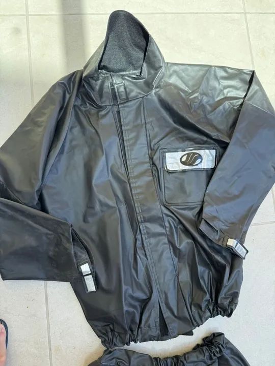 Capa de Chuva - Foto 5