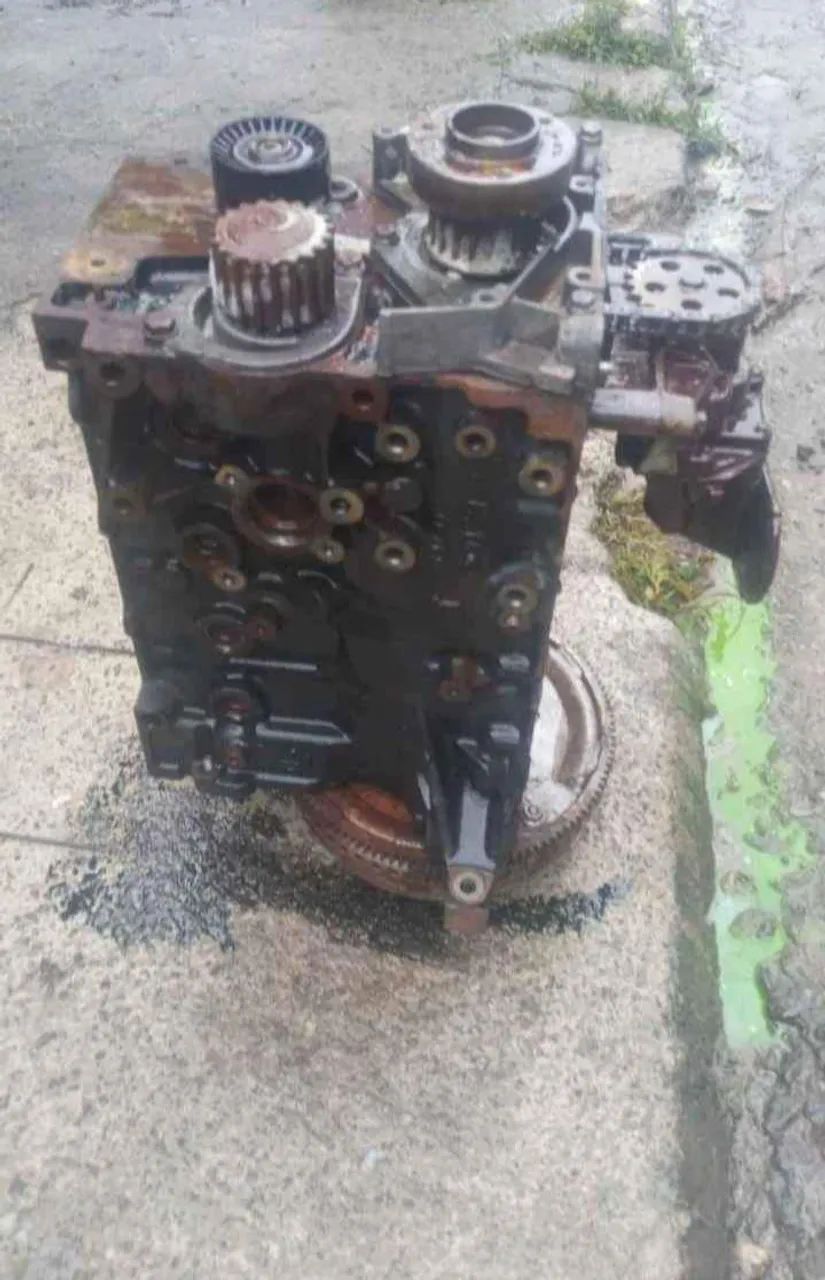 Motor parcial Peugeot 207 1.6