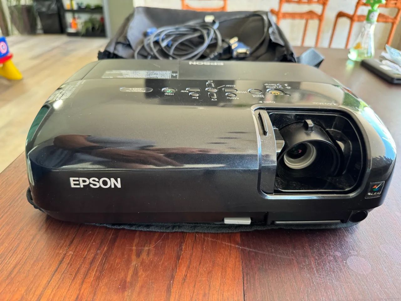 Retro Projetor Data Show Profissional Epson Porwerlite S6+ - Foto 3