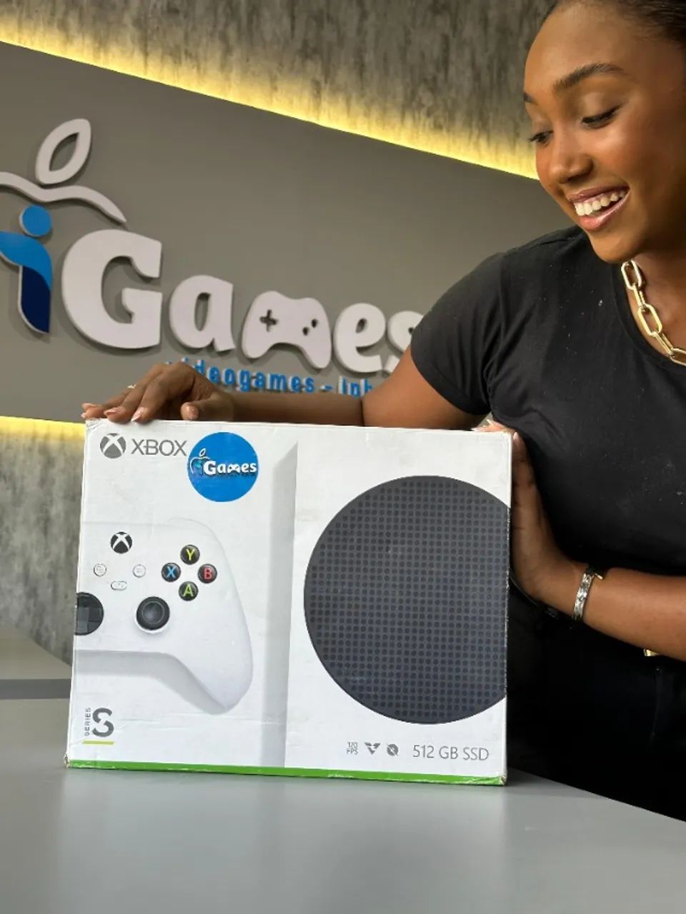 Xbox Series S 512GB Novo - Aceitamos o seu usado na troca - 1 Ano de Garantia