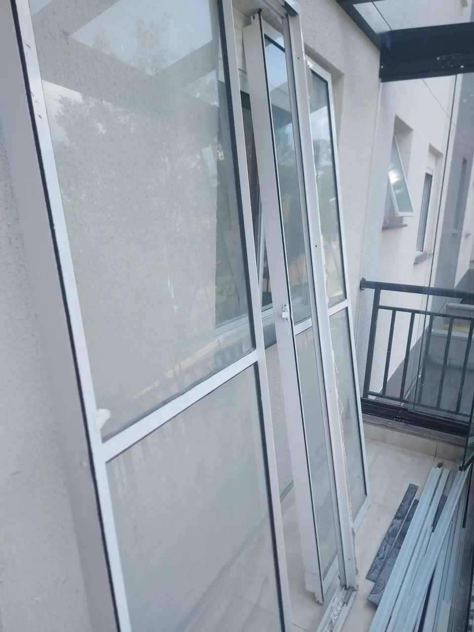 Porta Balcão de aço com batente e moldura - Foto 2