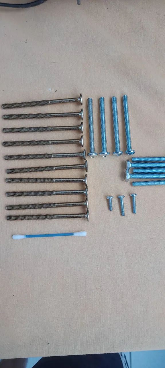 Desapego de parafusos NOVOS  - Foto 3