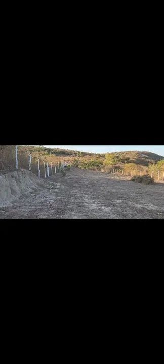 Terreno com área verde em local tranquilo