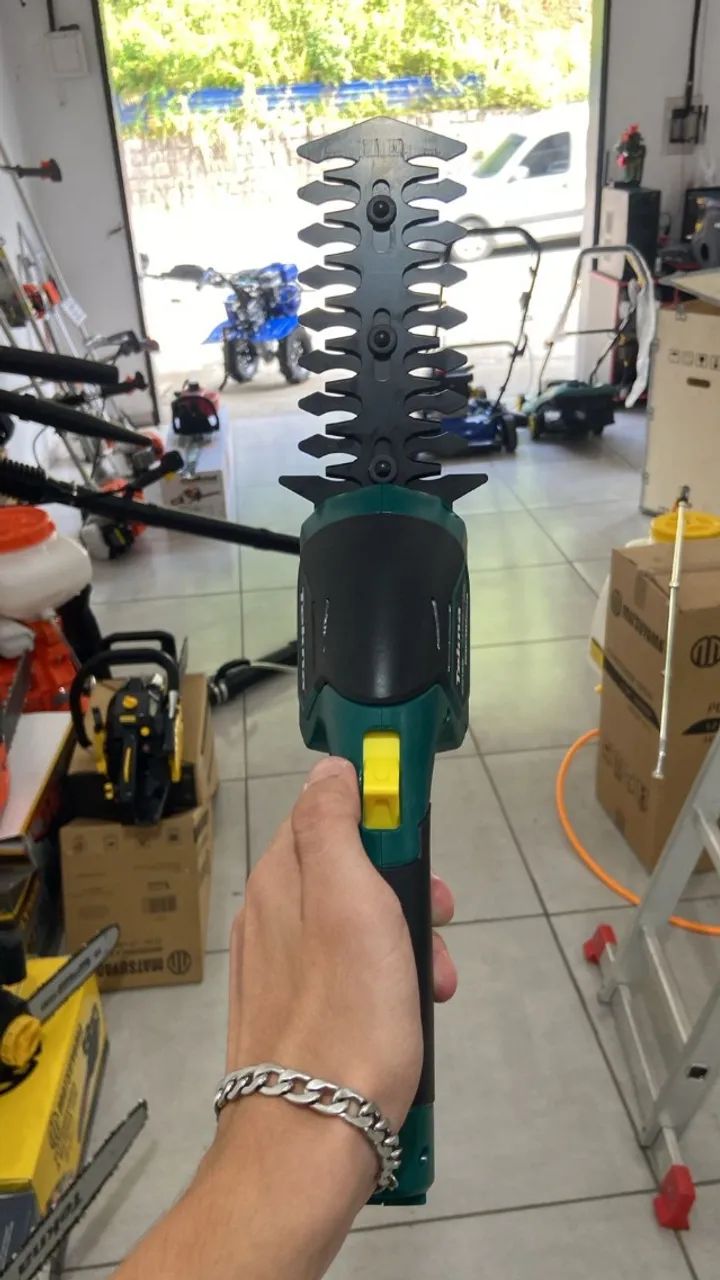 PODADOR DE ARBUSTO A BATERIA SUPER BARATO E NOVO