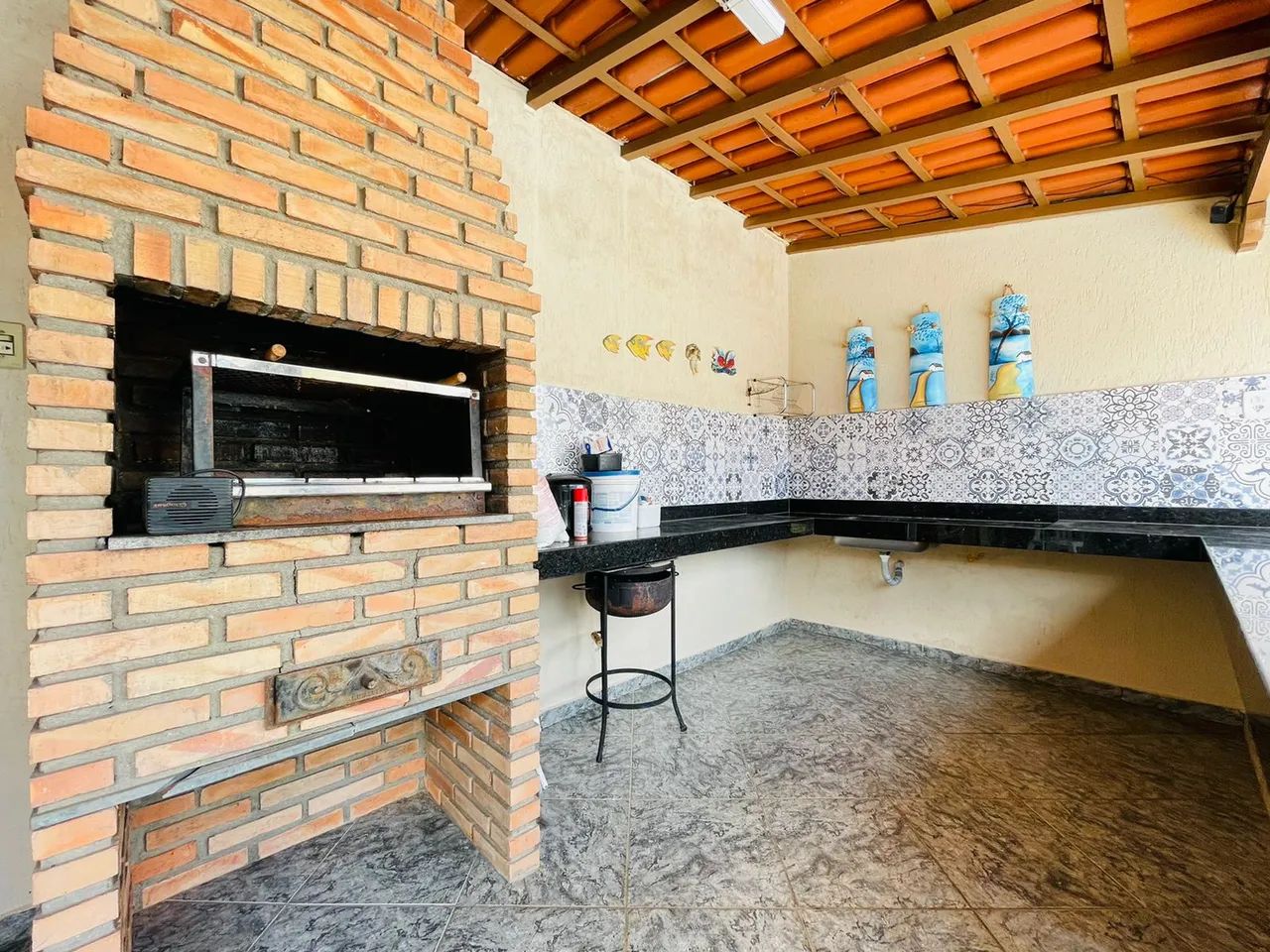 Casa para venda possui 308 metros quadrados com 3 quartos em Jardim Atlântico - Belo Horiz - Foto 4
