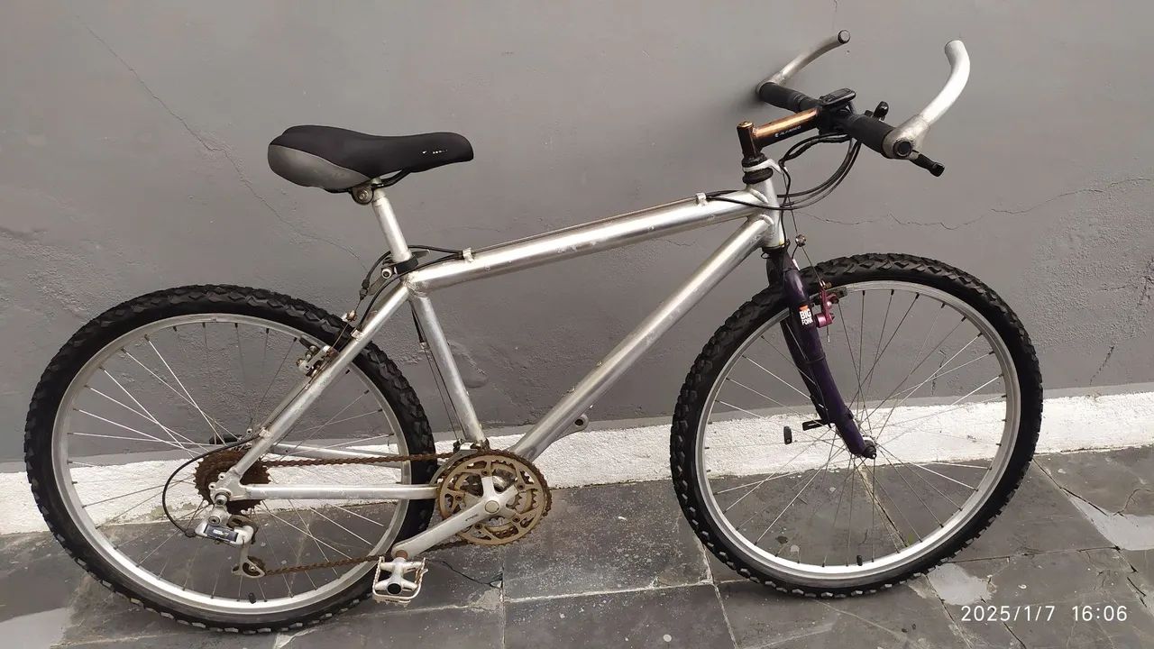 Bicicleta Caloi Bicicleta Urbana Aro 26 Bicicleta Caloi Rouge Aro