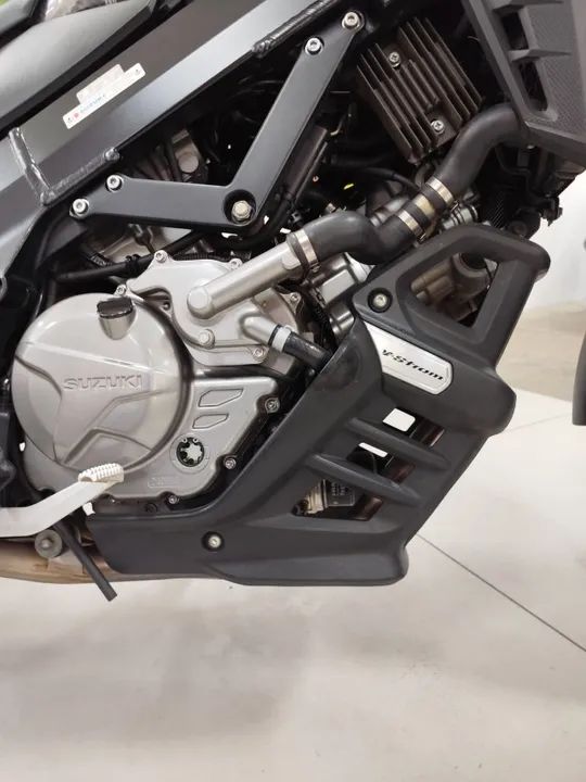 Suzuki Dl V-Strom 650 2022 / 24.632 km - Foto 7