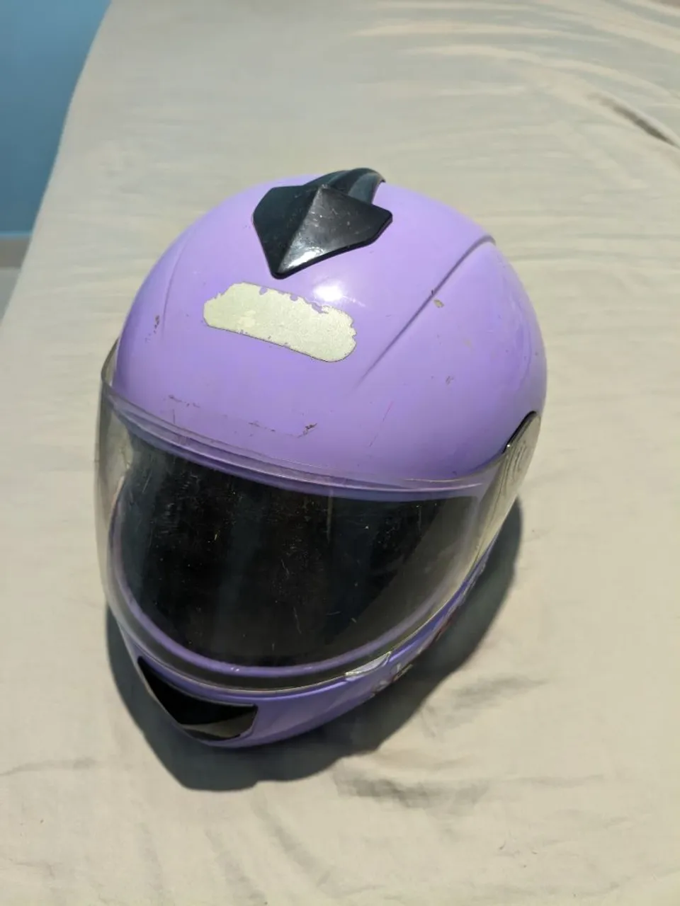 Capacete infantil seminovo