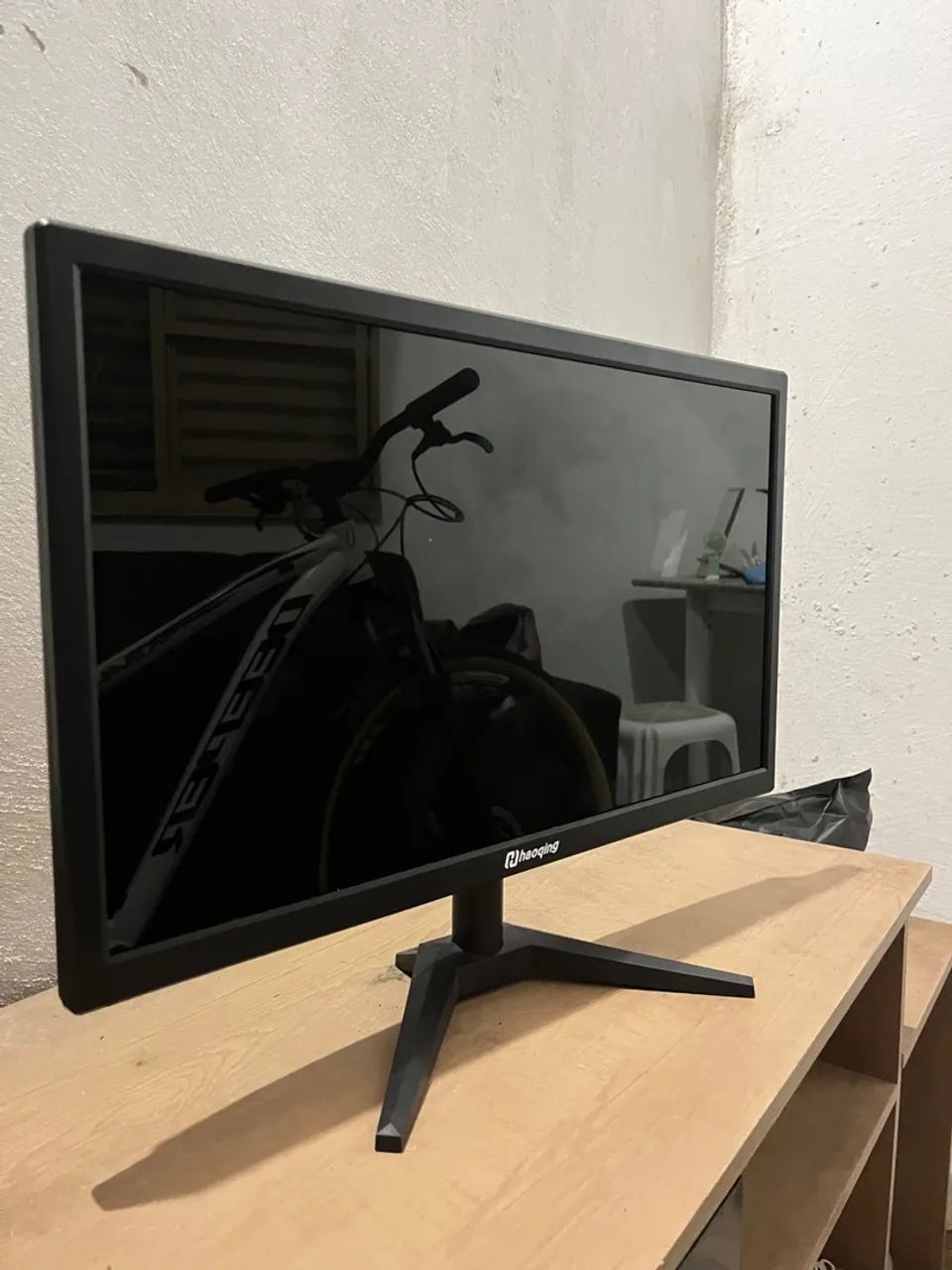 Monitor Haoqing 20 polegadas - NÃO VENDO POR MENOS DE 300 - Foto 4