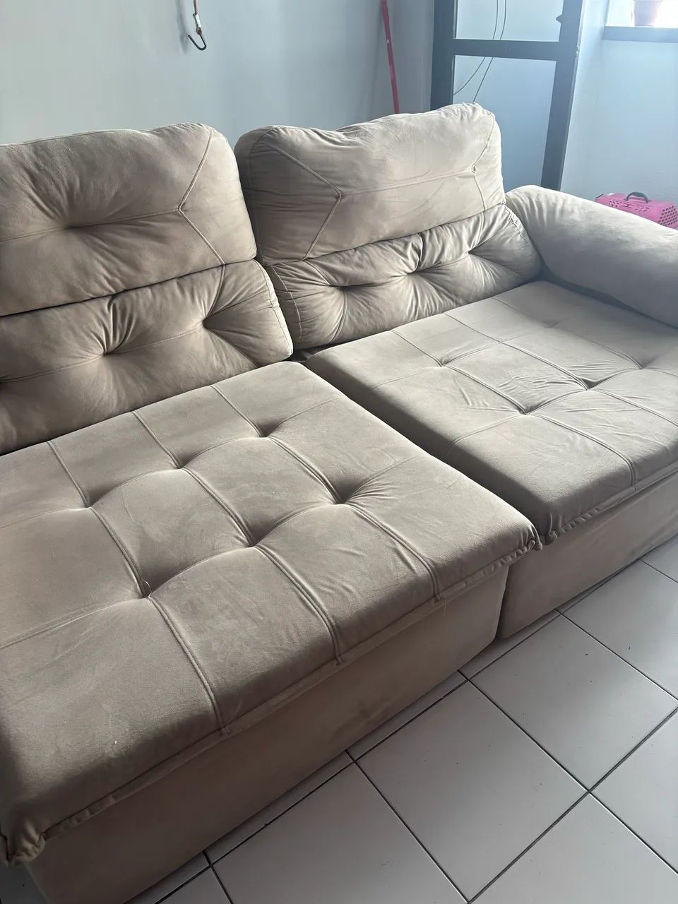 Sofá retratil 3 lugares grande e confortável  - Foto 5