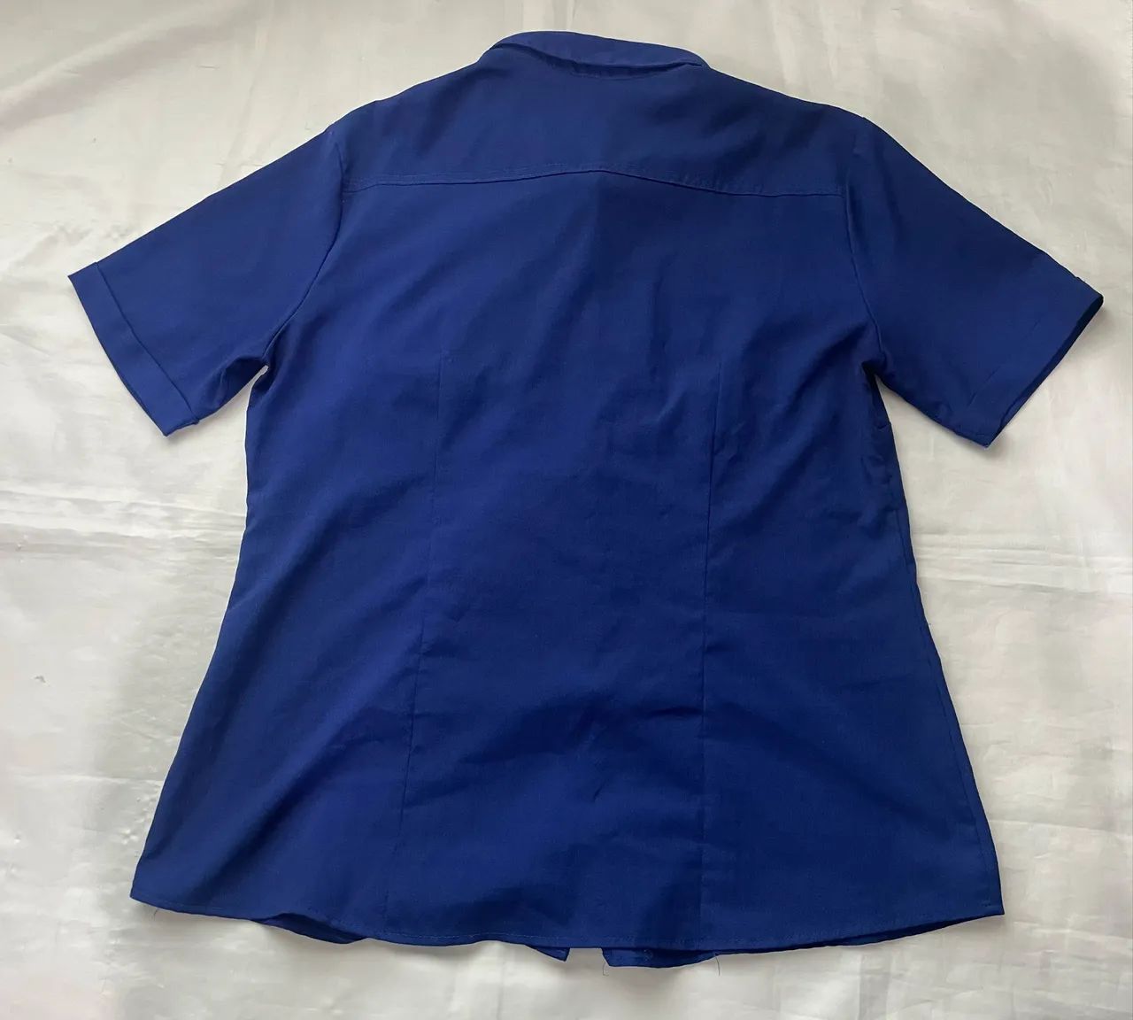 camisa azul de botão - Foto 2