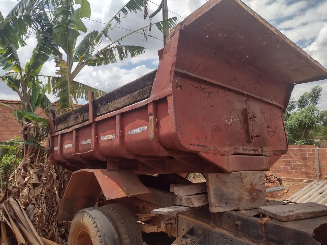 Caçamba  p caminhão toco - Foto 2