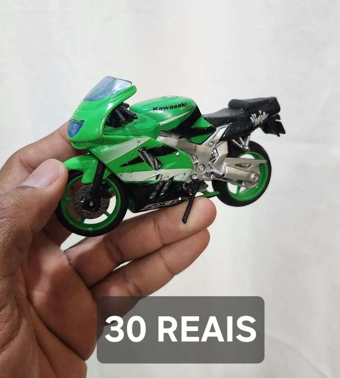 Miniatura Kavassaki Ninja