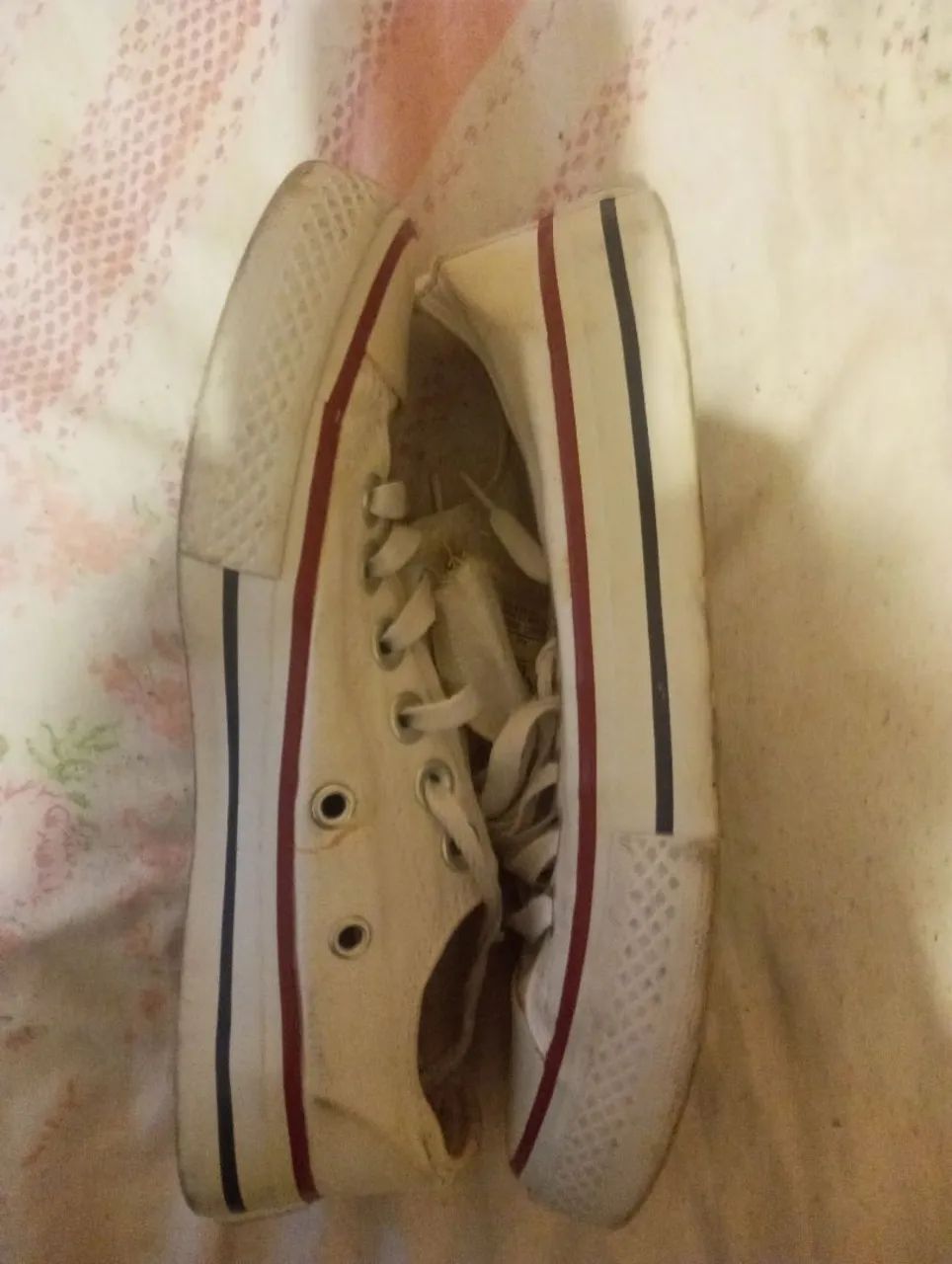 4 pares de Lindos tênis, originais. 2 Asics, 1 Nike e 1 ALL Star. - Foto 5