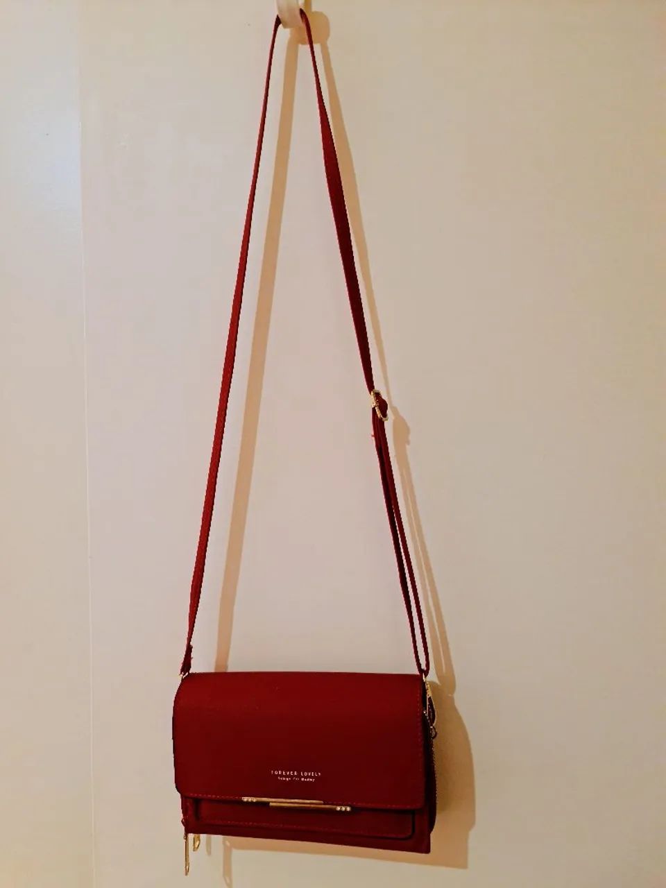 BOLSA TRANSVERSAL VERMELHA EM EXCELENTE ESTADO  - Foto 4
