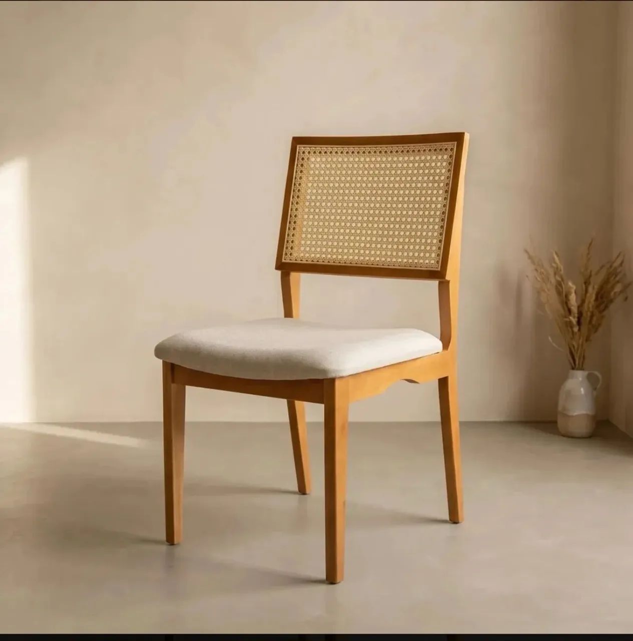 Conjunto 4 cadeiras + mesa de jantar 