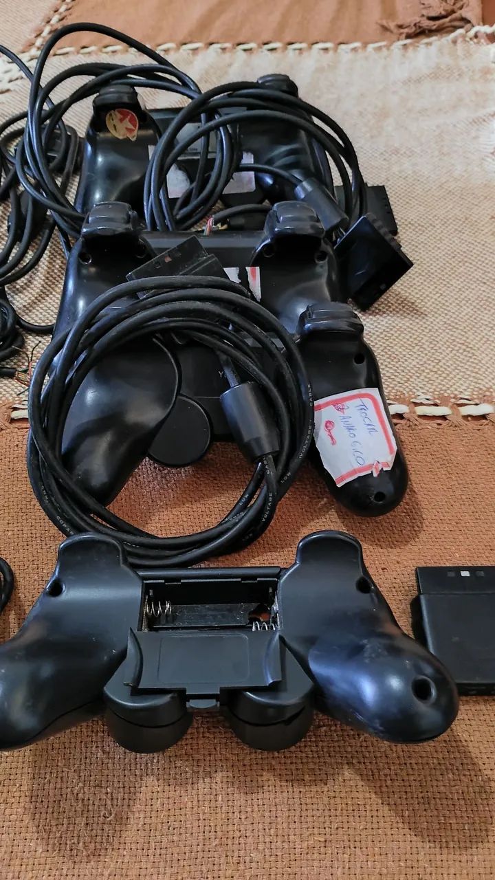 LOTE de CONTROLES compatíveis PS2 e PS3 e CABOS no ESTADO - Foto 4