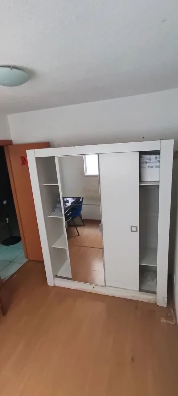 Quarto em apartamento R$750,00 + luz - Foto 4