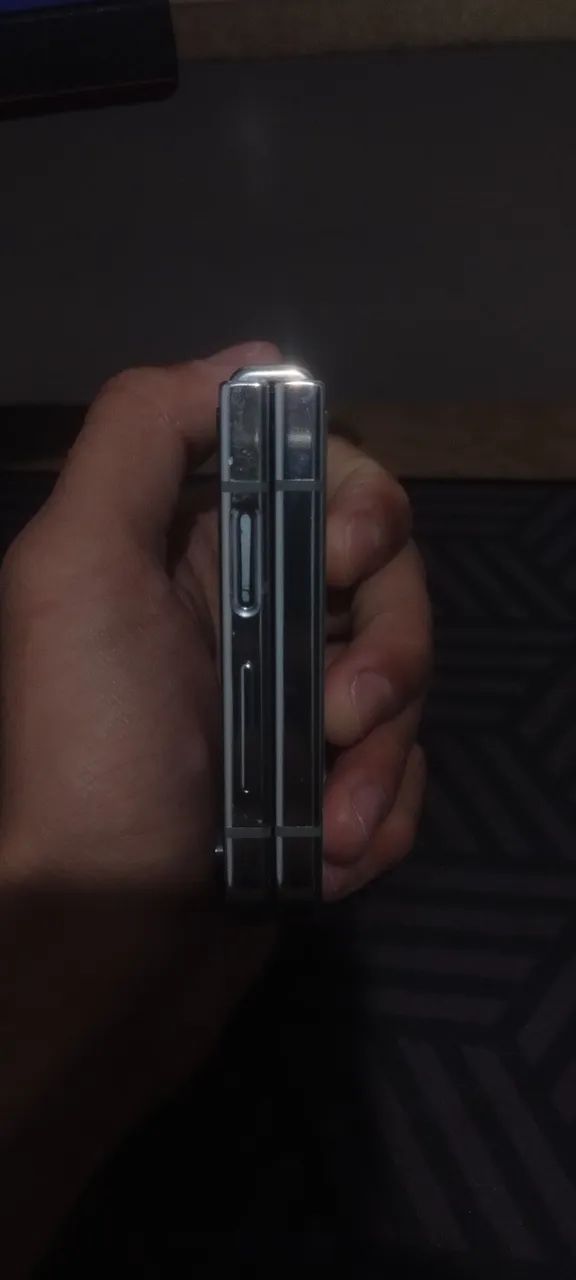  Samsung Galaxy Z Flip 5 - Defeito na tela Frontal - Foto 4