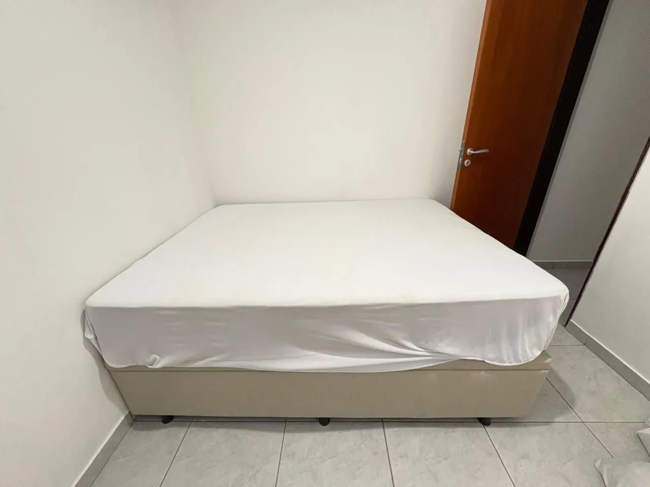 Cama de casal Baú + colchão474629291712849921