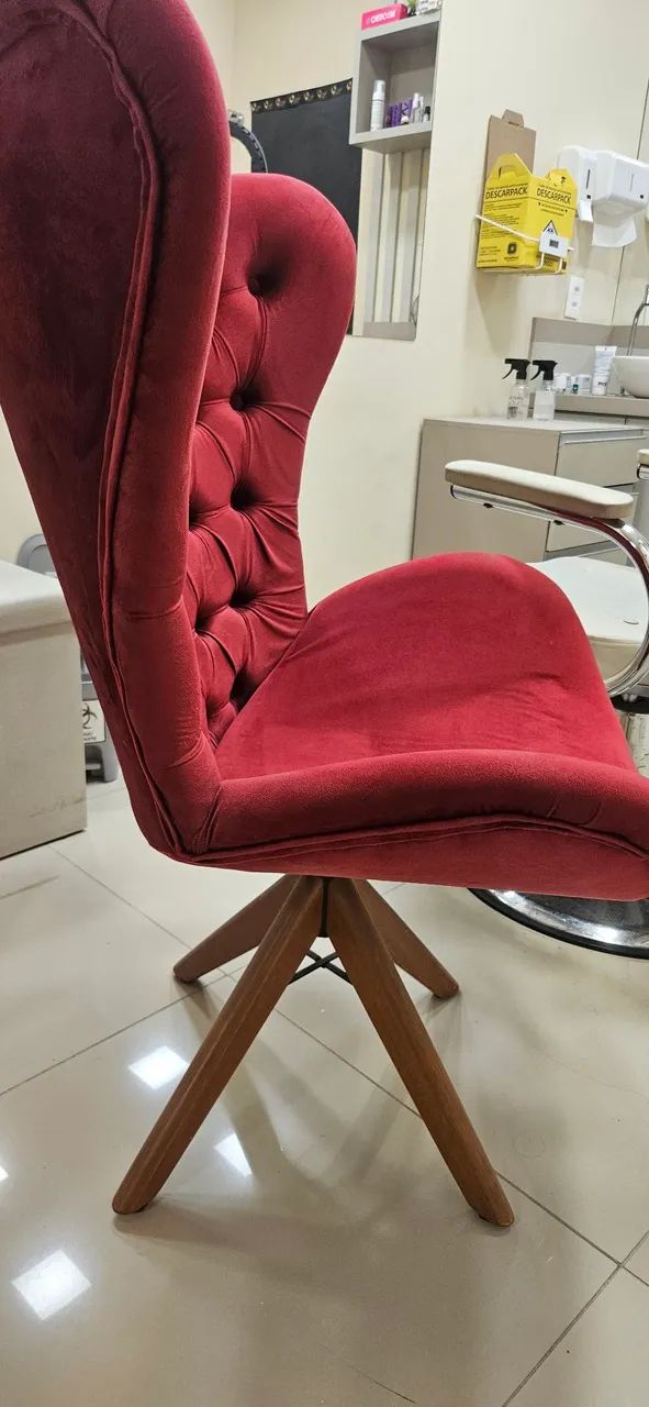 Poltrona Giratória Mini Egg Capitonê - Vermelha - Foto 3