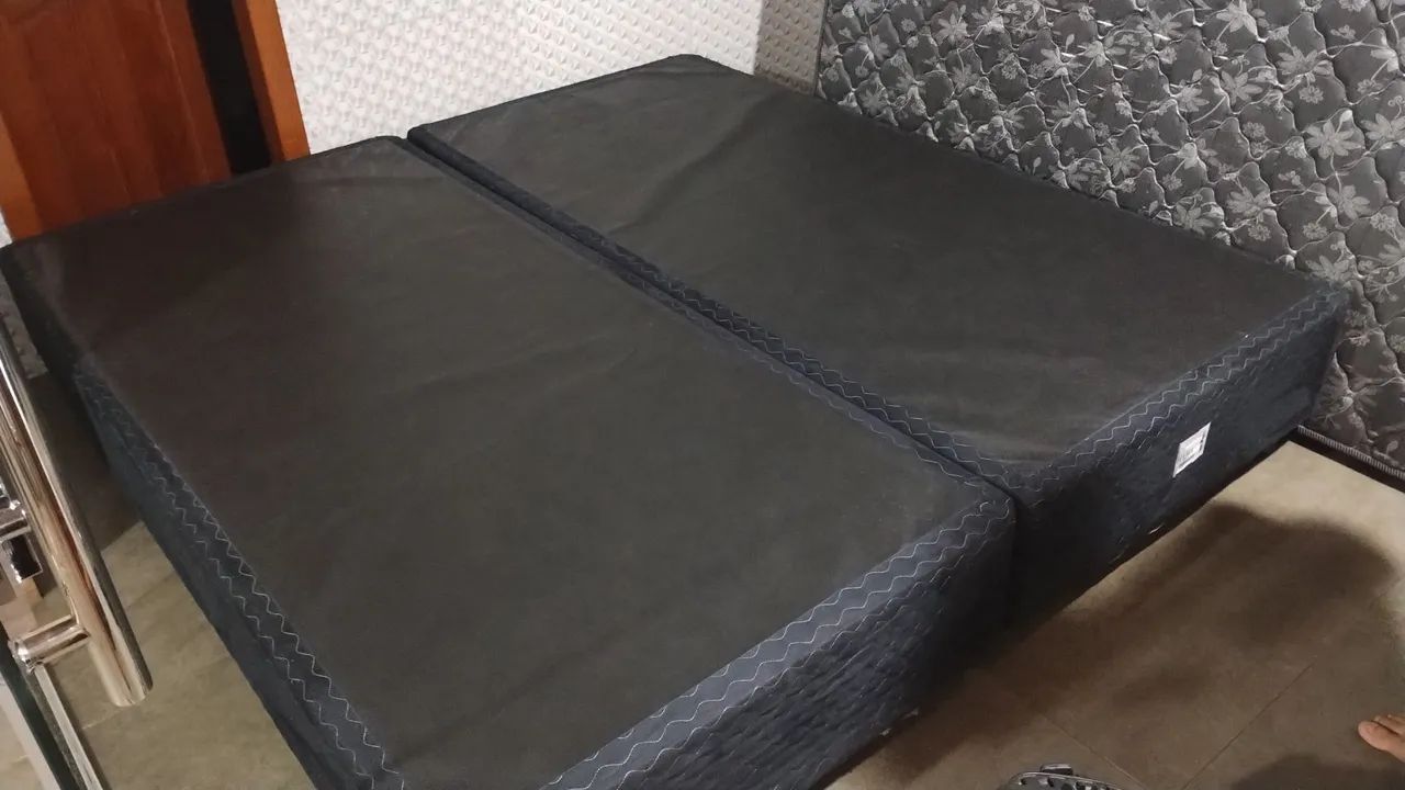 Cama king usada 