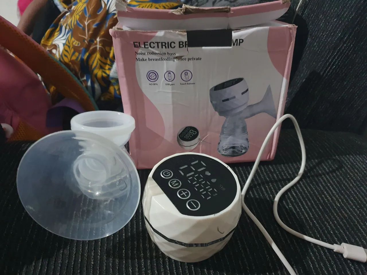Bomba elétrica tira leite