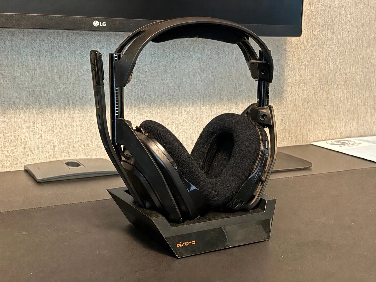 Headset Astro A50 Gen4 + Wireless Base no Station - PC / Xbox / Mac