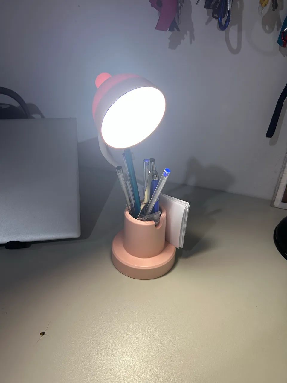 Luminária de led e porta celular  - Foto 2