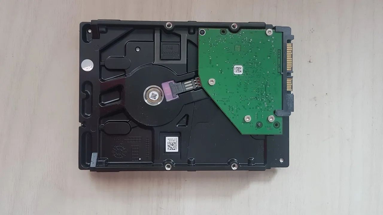 HD 1tb  Seagate Barracuda  100% - Foto 2