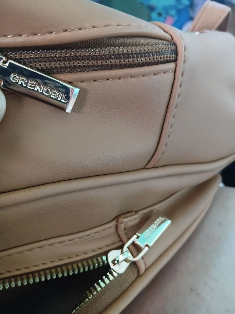 Mochila de couro sintético  - Foto 4