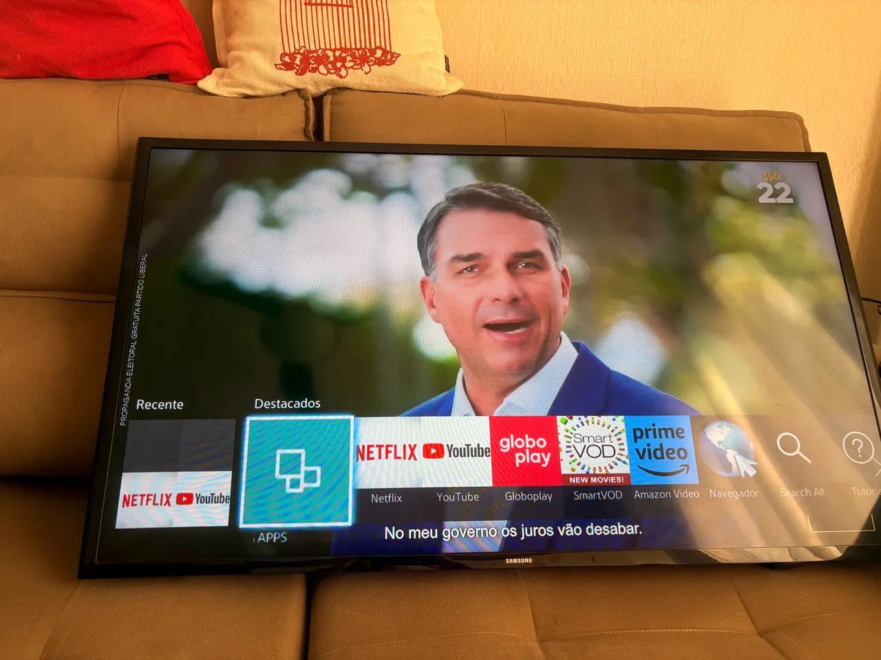 Vendo televisão Samsung 43 polegadas smartv funcionando perfeitamente - Foto 4